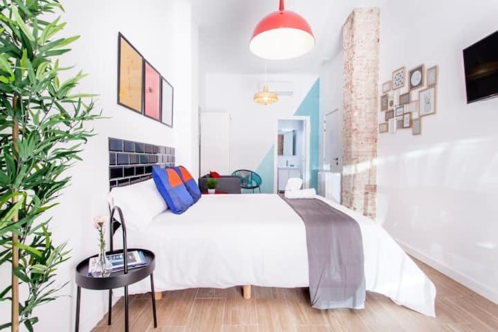 Cool Lofts Center Valencia Hotel Bagian luar foto