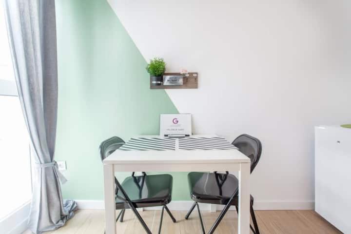 Cool Lofts Center Valencia Hotel Bagian luar foto